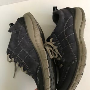 clarks wave cabin boot